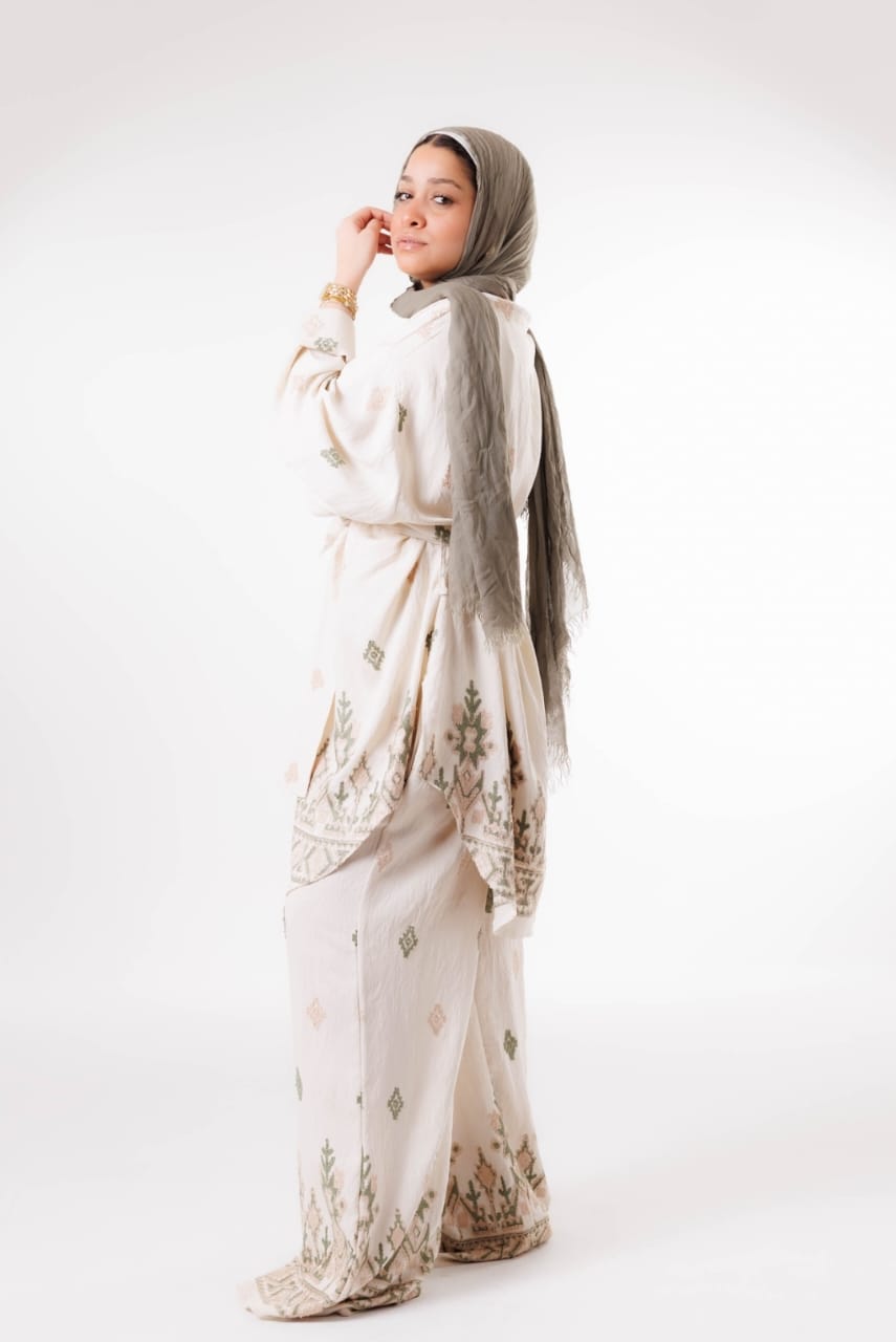 Embroidered set - Olive