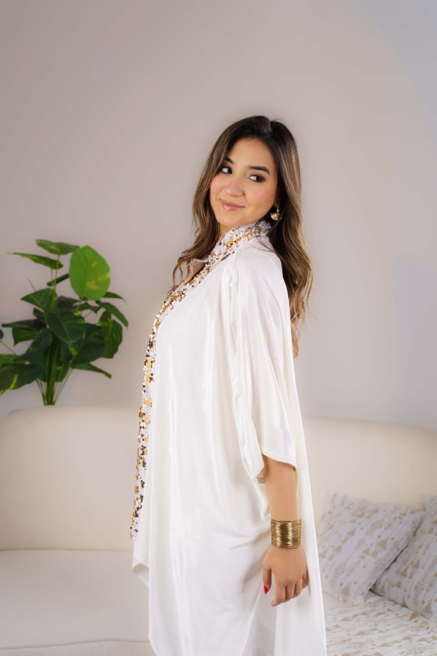 Velvet x Paillette Poncho -  Off-white * gold Paillette