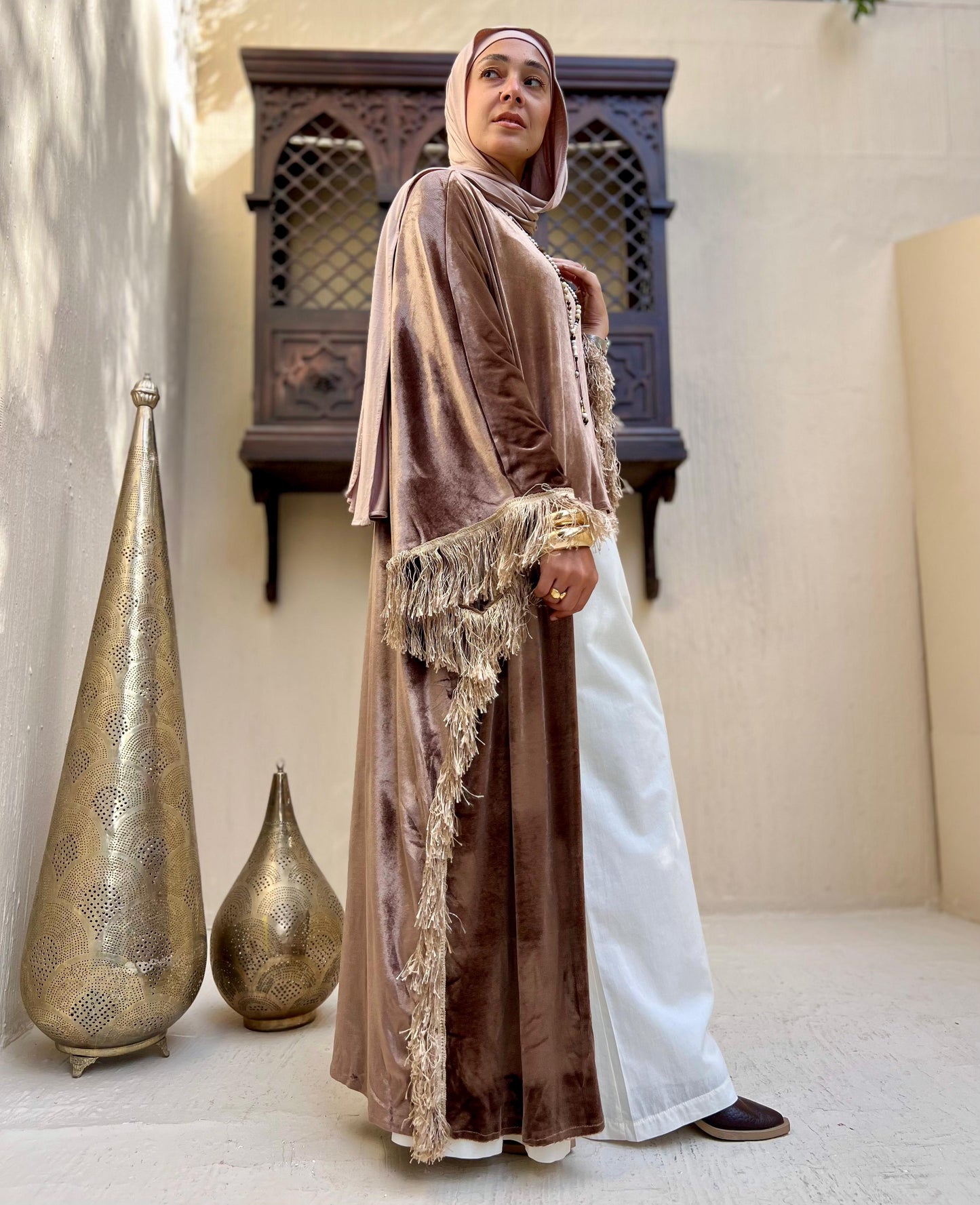 Assymetric cape
