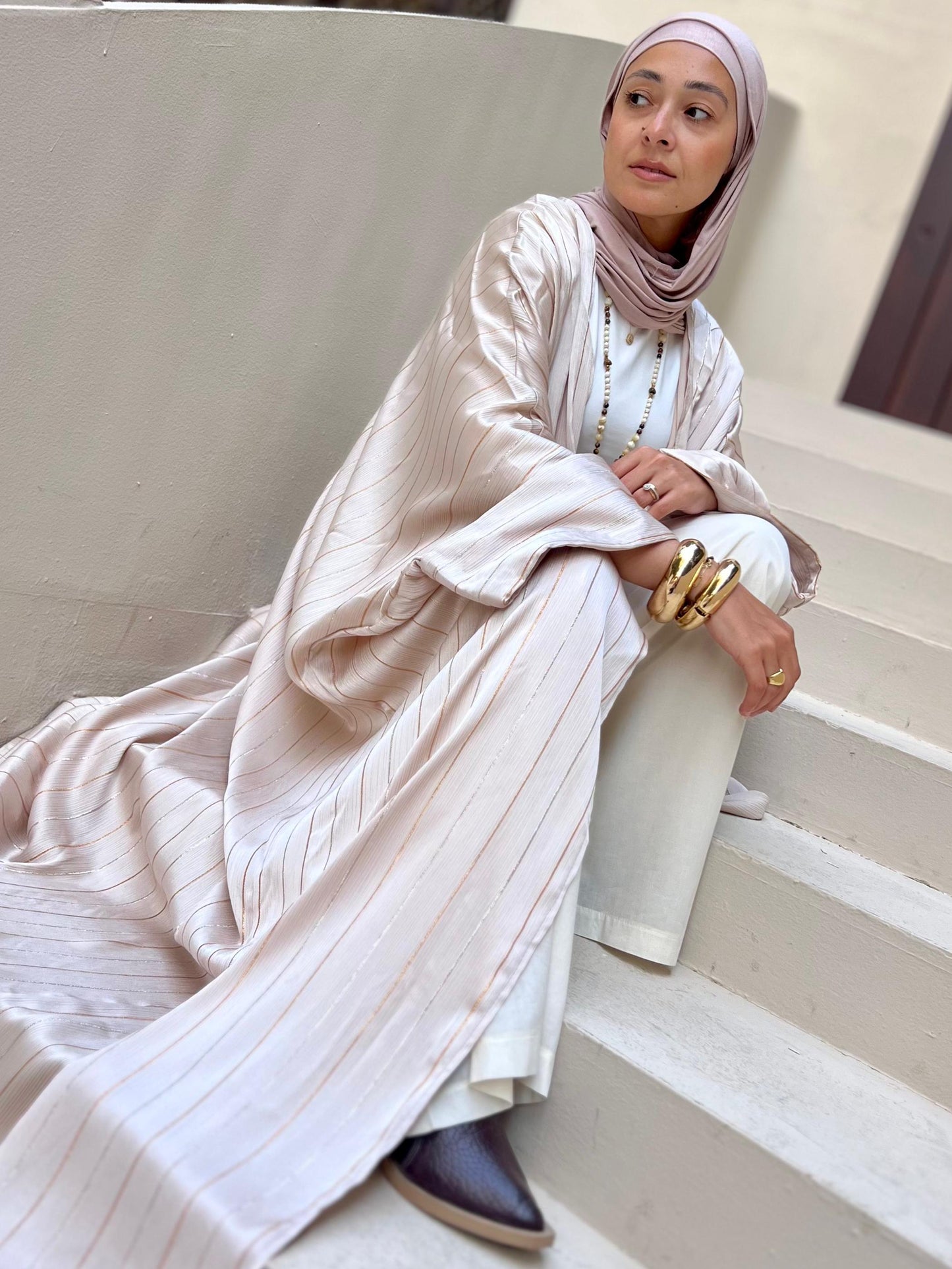 Oxidé stripped Abaya