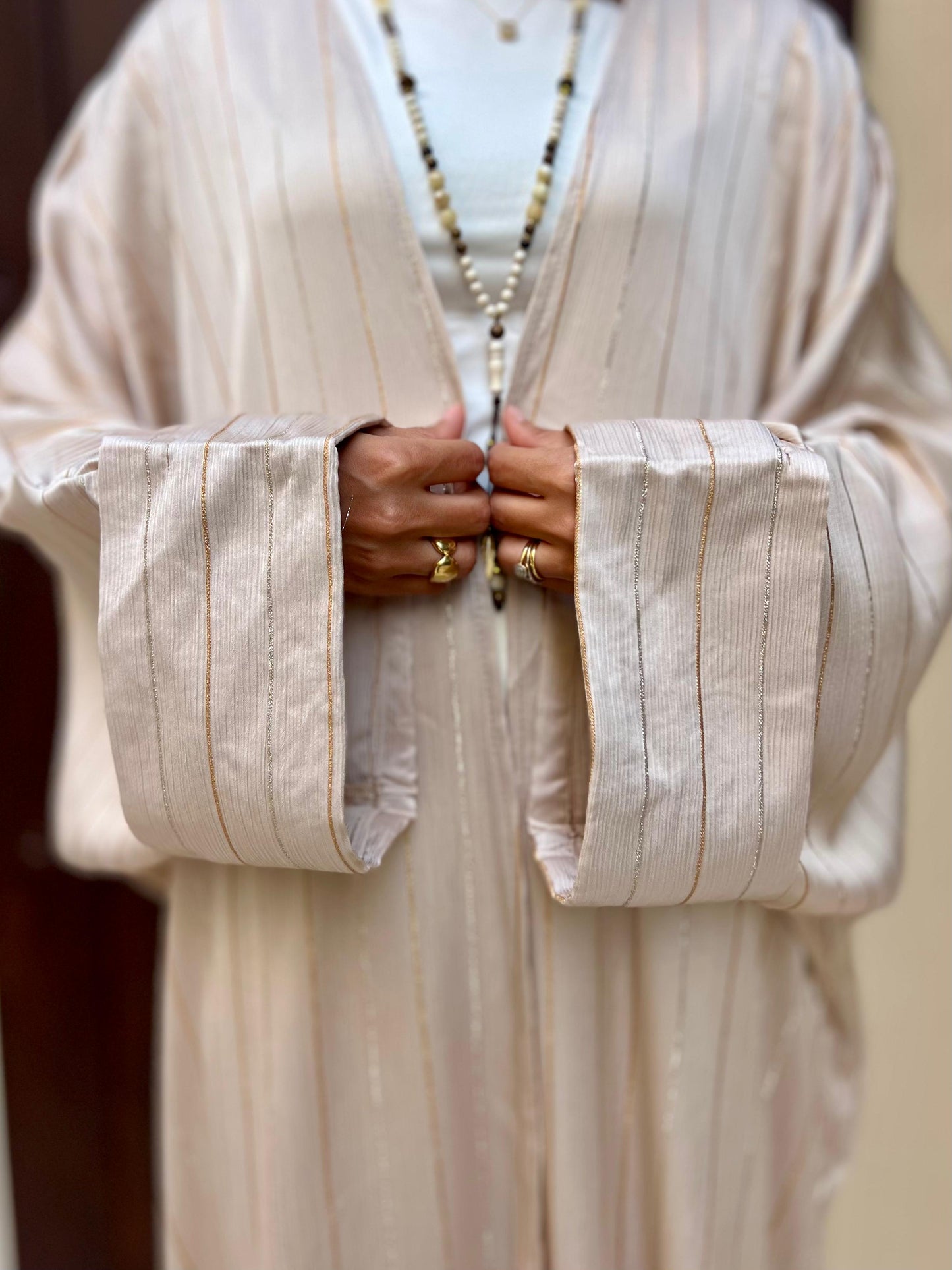 Oxidé stripped Abaya